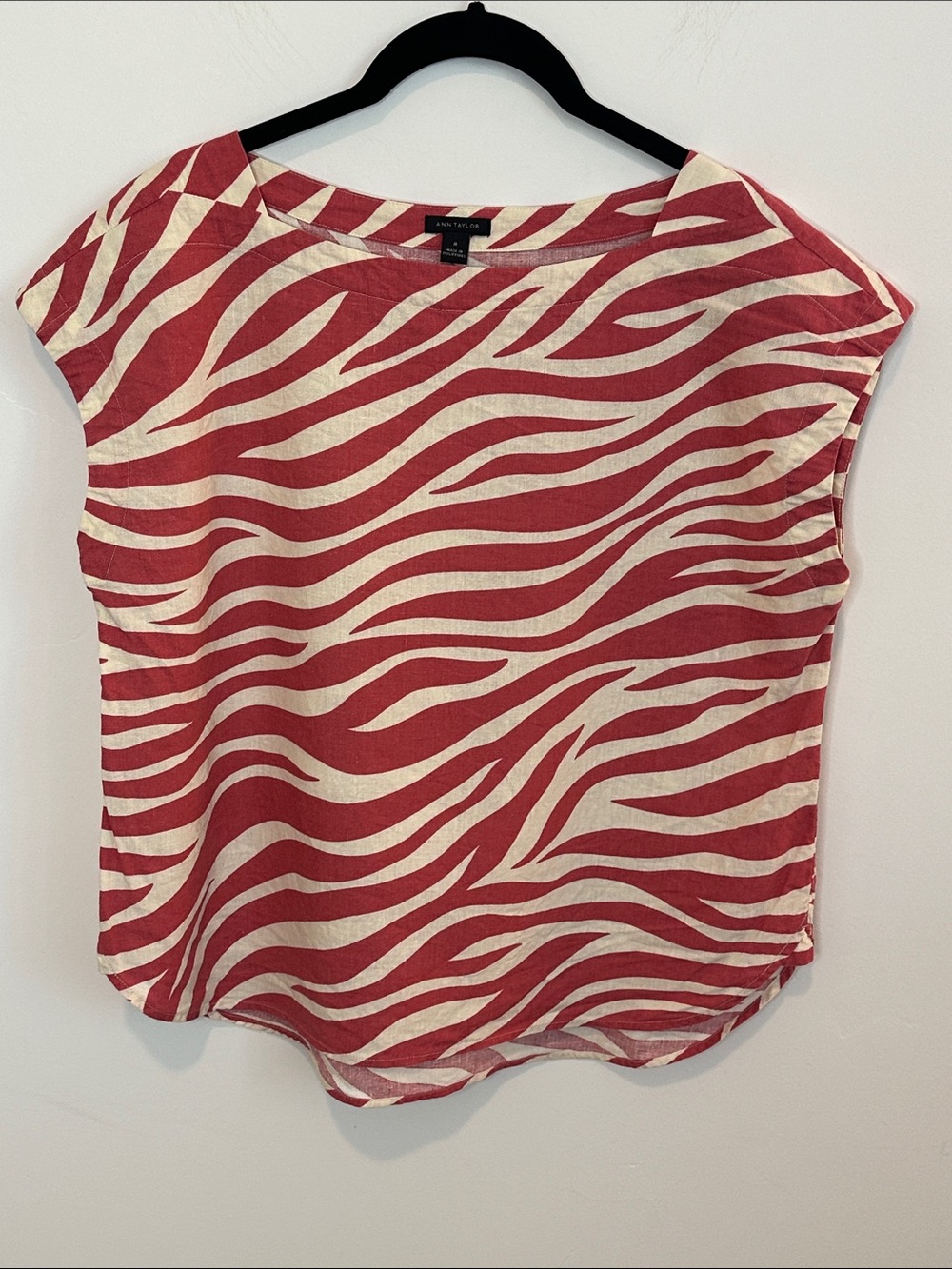 Ann Taylor Coral-Print Cap Sleeve Blouse Size Medium